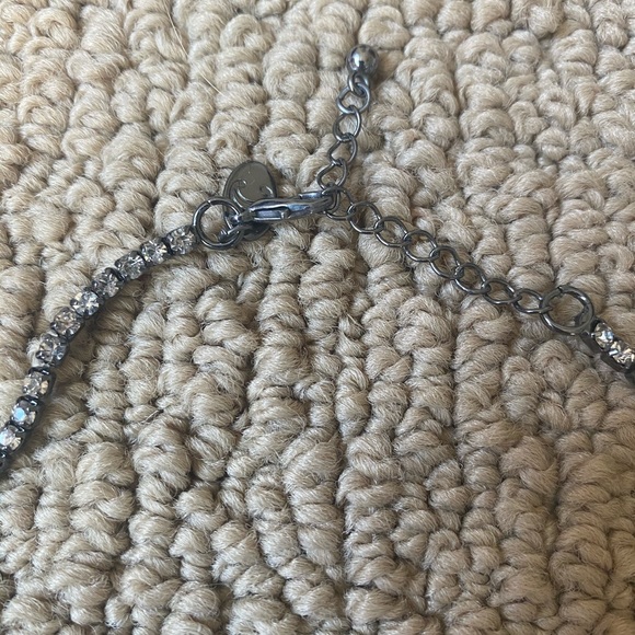 Rhinestone necklace - Picture 3 of 3